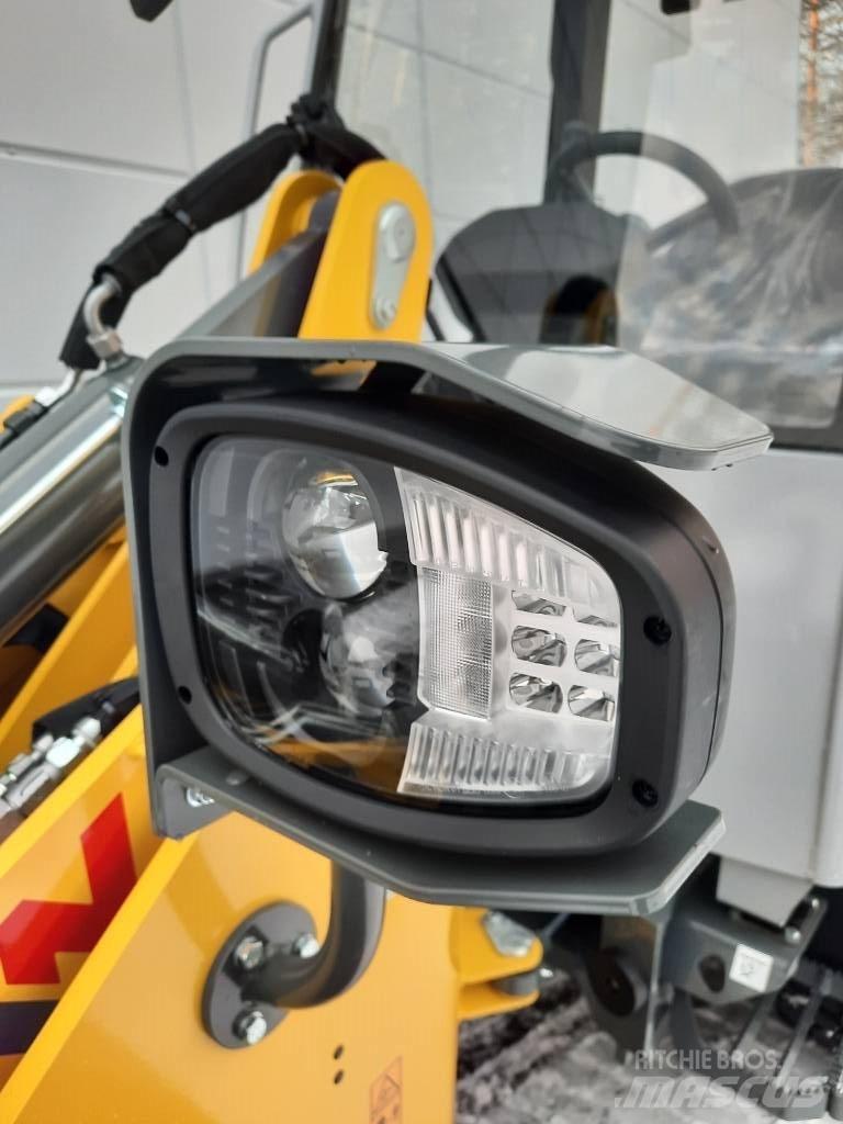 Wacker Neuson WL 28 Gumikerekes homlokrakodók