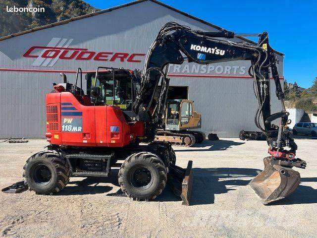 Komatsu PW 118 Gumikerekes kotrók