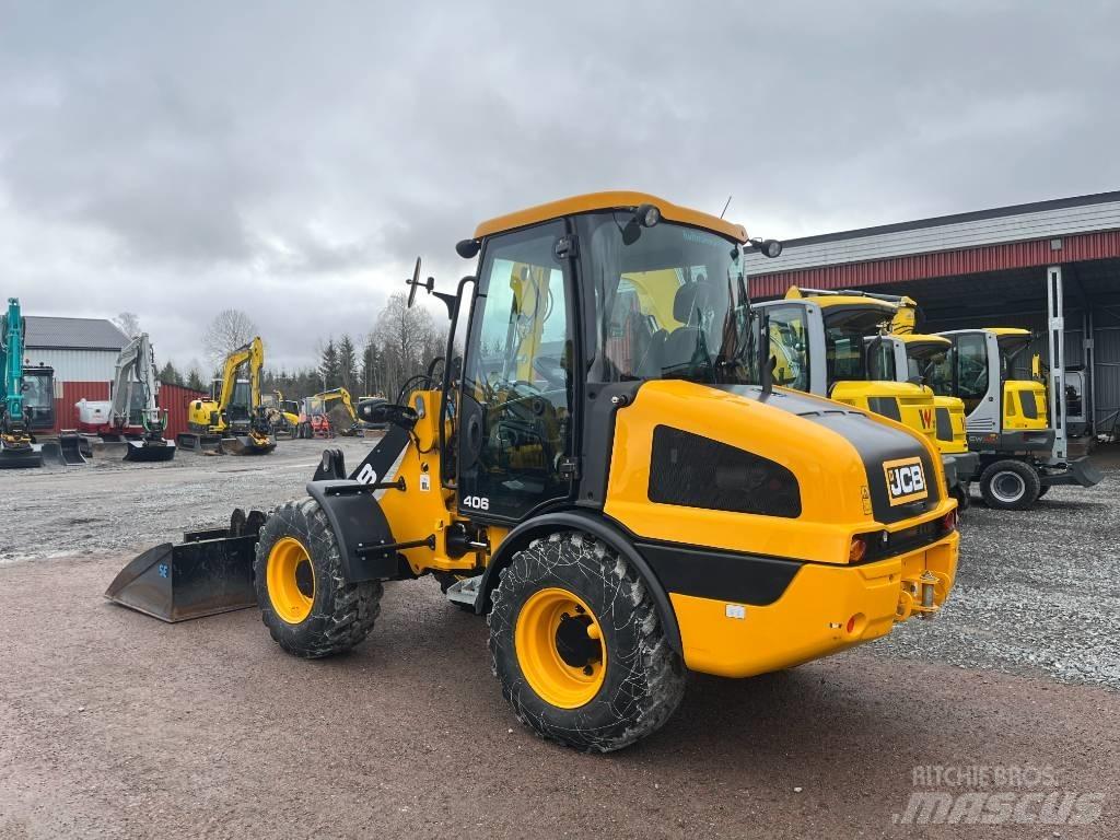 JCB 406 - Uthyres Gumikerekes homlokrakodók