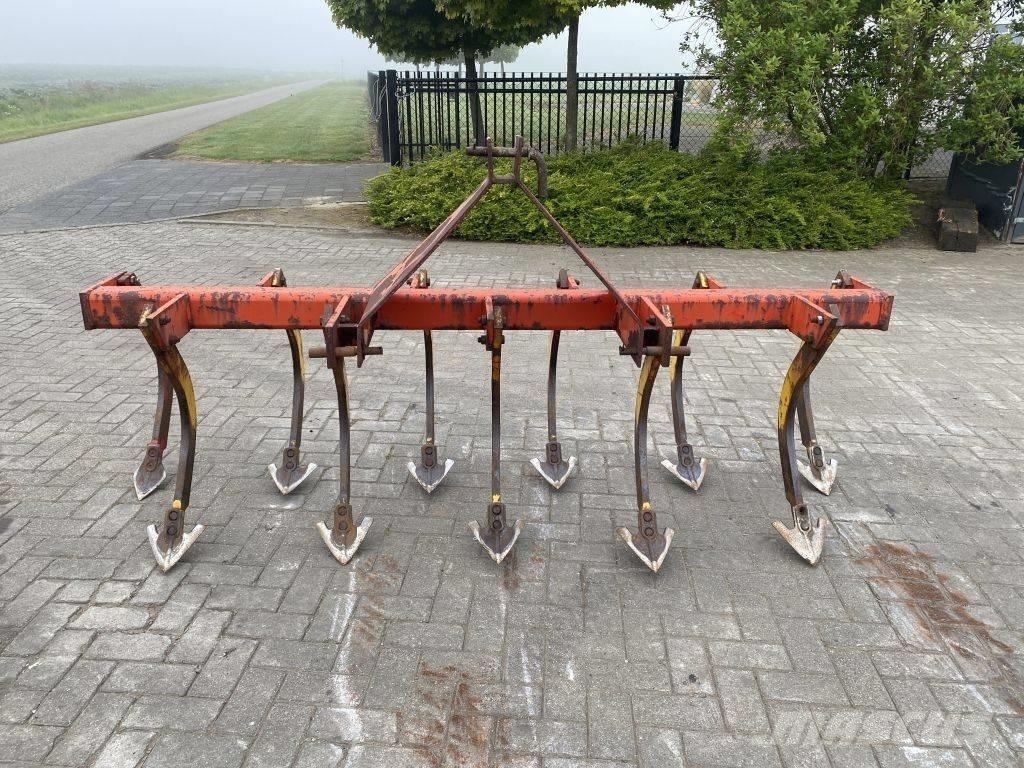  Cultivator 2,5 M Kultivátorok
