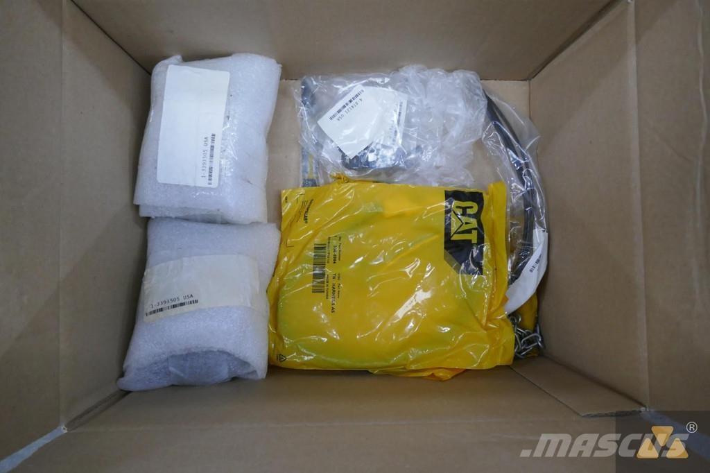 CAT 336-1161 Vezetőfülke és belső tartozékok