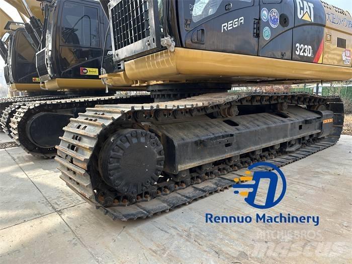 CAT 323D/323/323DL Lánctalpas kotrók
