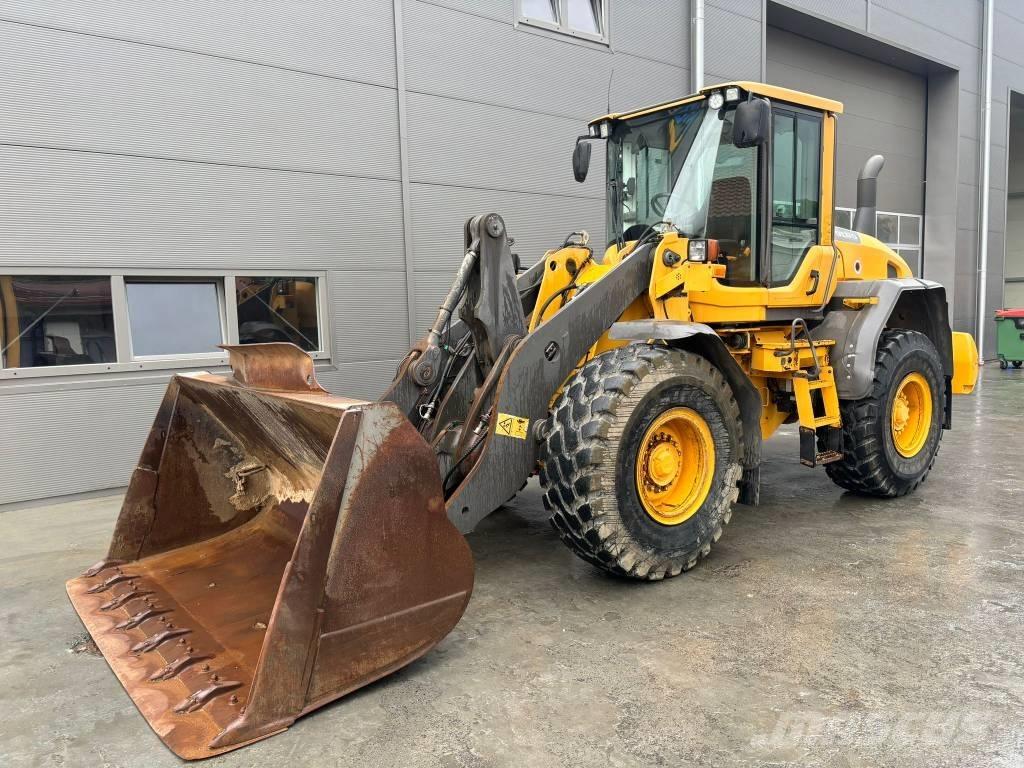 Volvo L 90 G Gumikerekes homlokrakodók