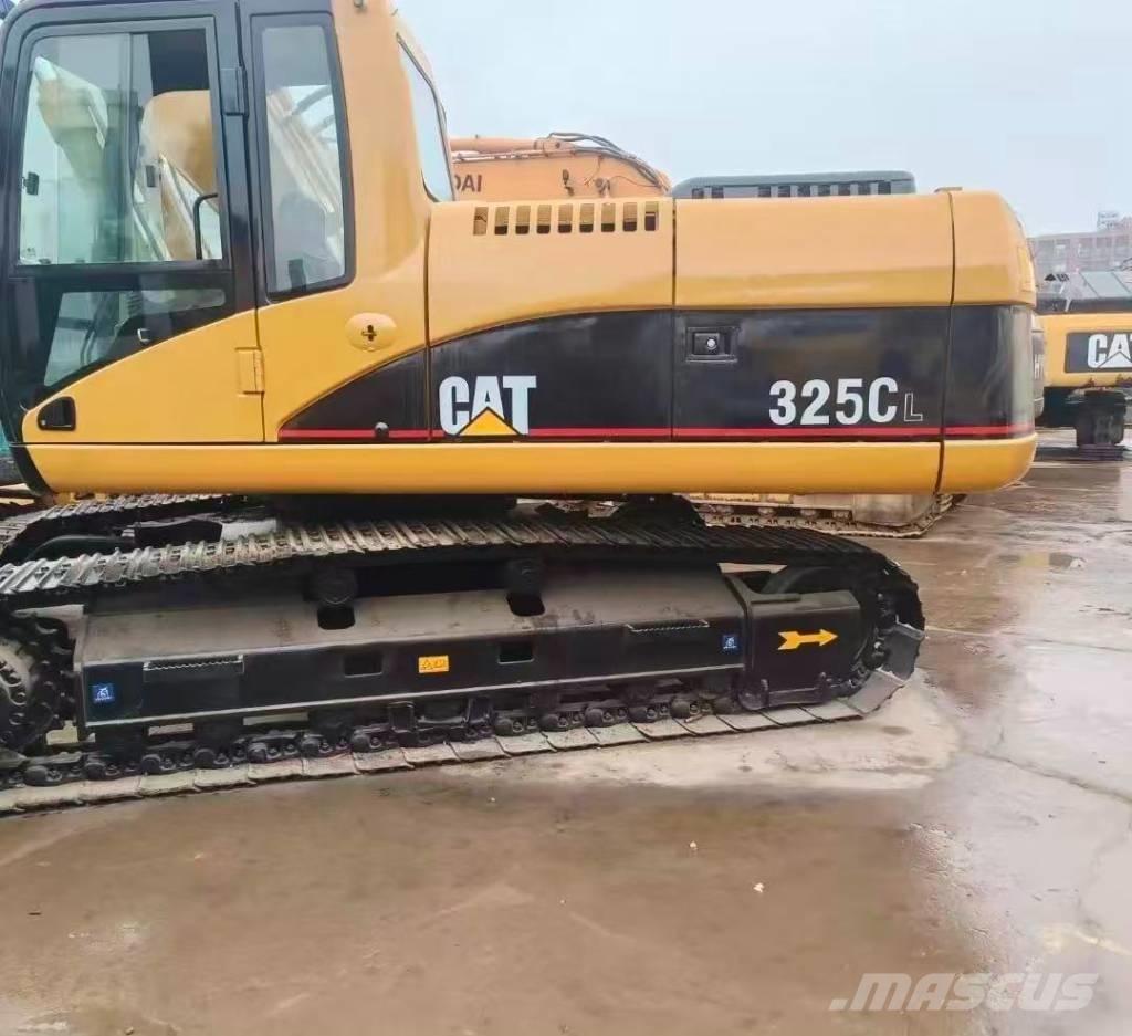 CAT 325 C Lánctalpas kotrók