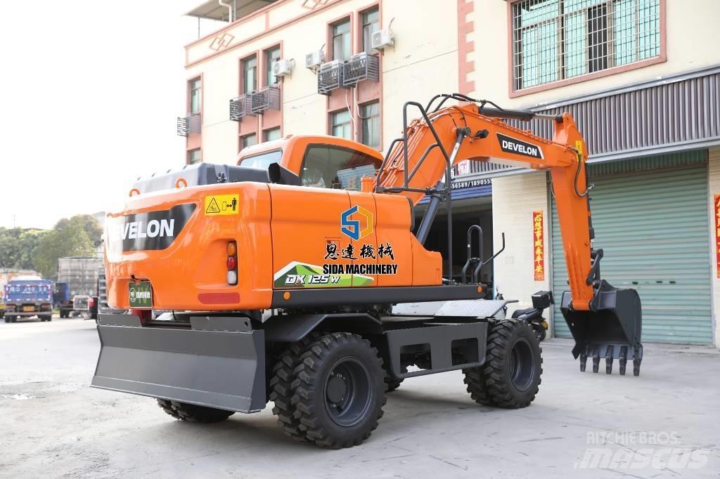 Develon DX125W Gumikerekes kotrók