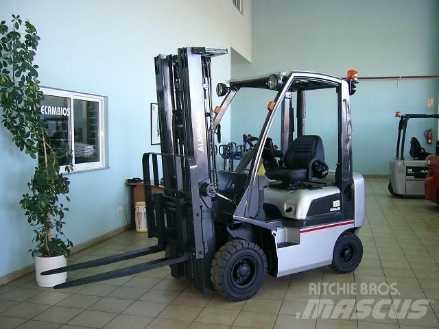 Nissan Y1D18 Dízel targoncák