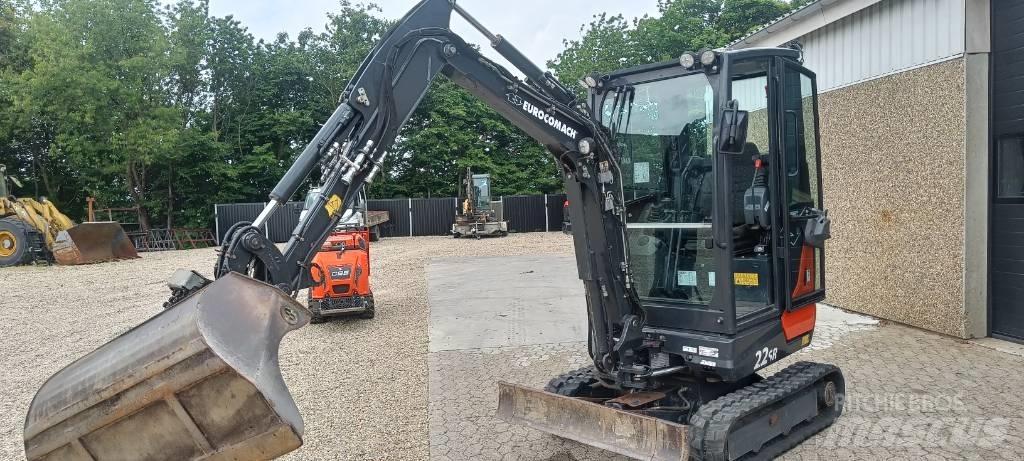 Eurocomach 22SR Mini kotrók < 7t
