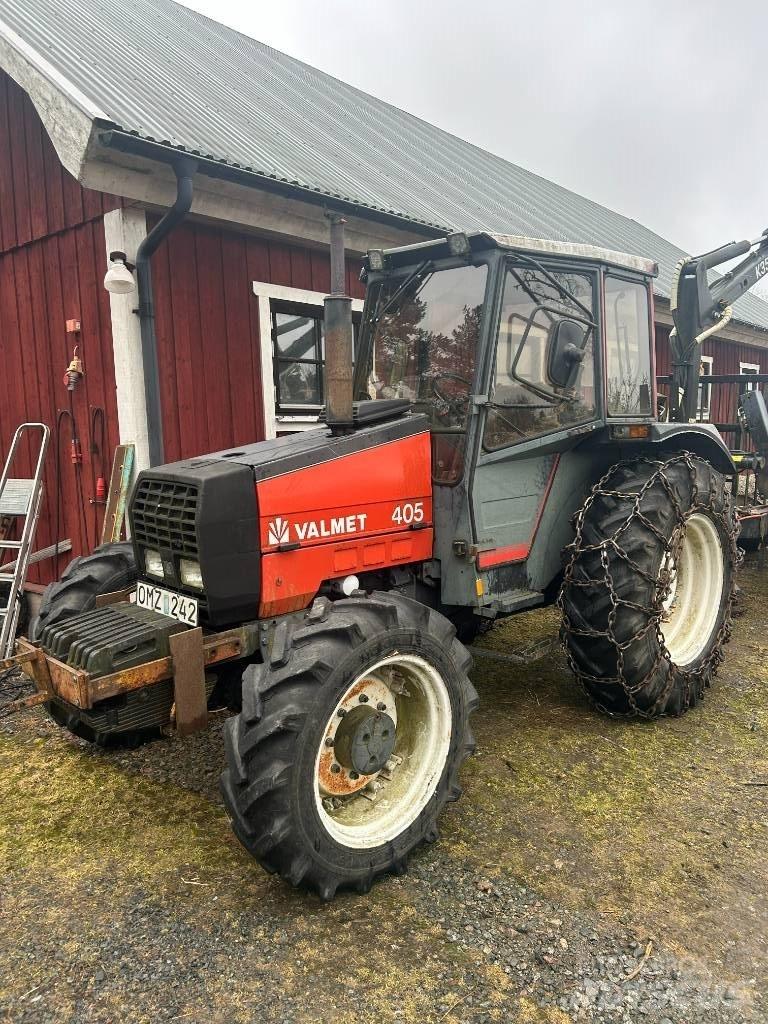 Valmet 405-4 Traktorok