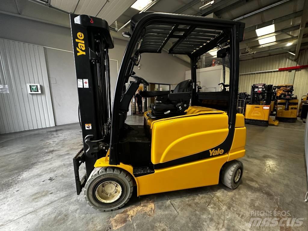 Yale ERP30VL Elektromos targoncák