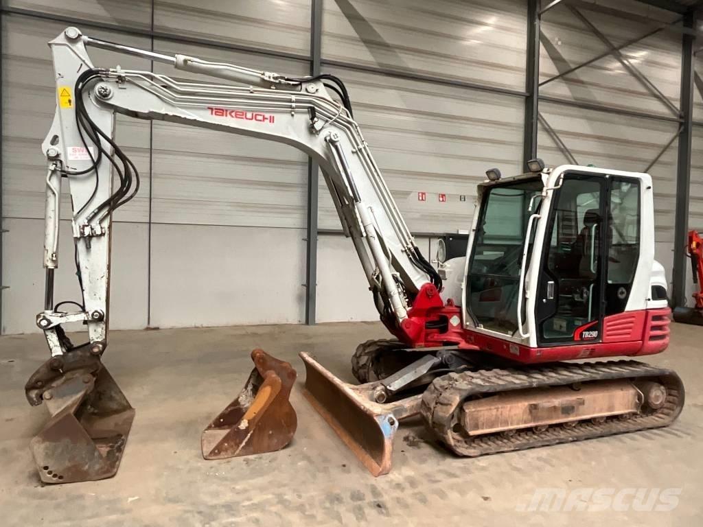 Takeuchi TB 290 Közepes (midi) kotrók 7 t - 12 t