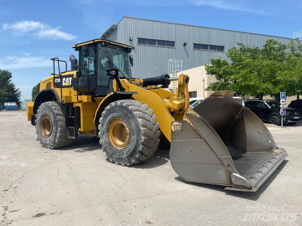 CAT 972 M Gumikerekes homlokrakodók