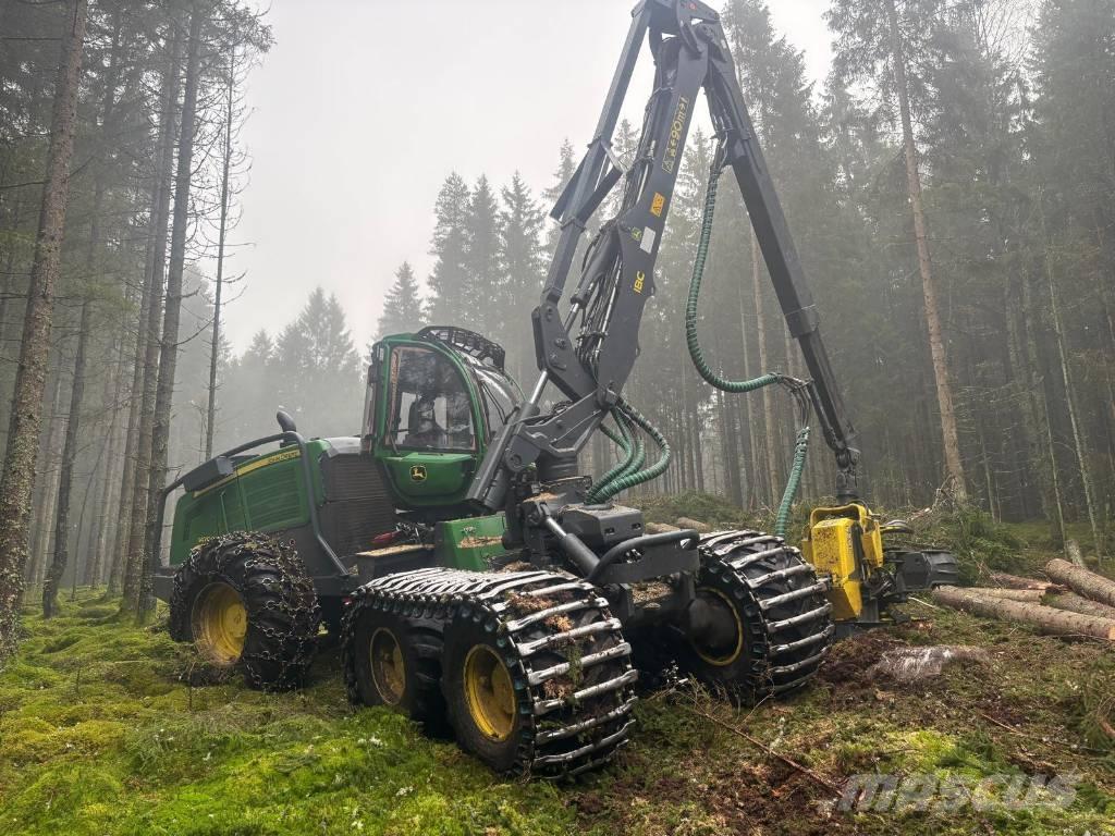 John Deere 1470 G Betakarítók
