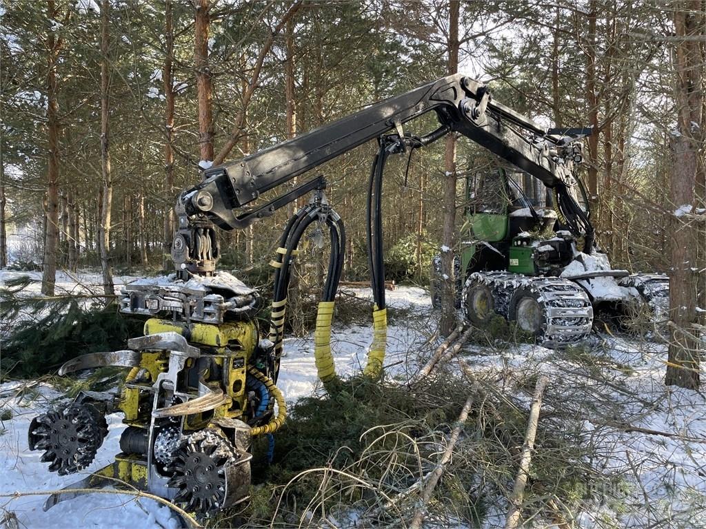 John Deere 1070E Betakarítók