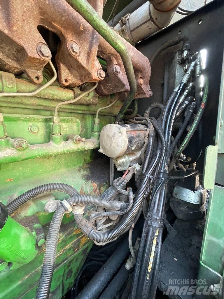 John Deere 1070E Betakarítók