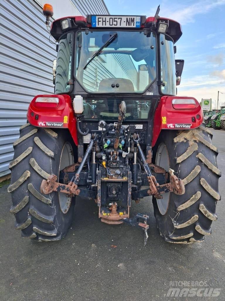 Case IH FARMALL 85C Traktorok