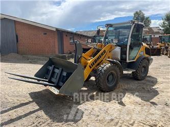 Liebherr L 504 Mini homlokrakodók