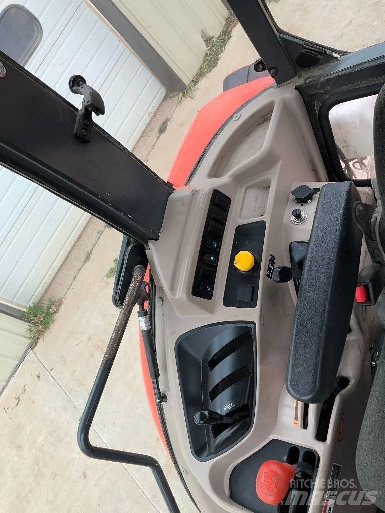 Kubota M 7060 Traktorok