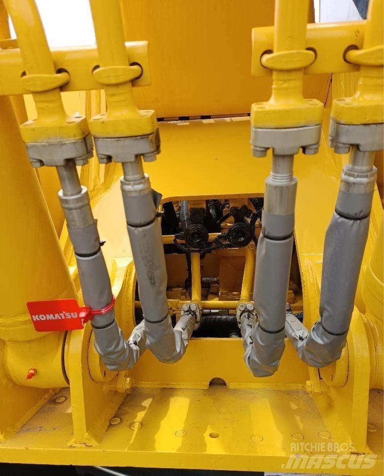 Komatsu PC 210 LC Lánctalpas kotrók