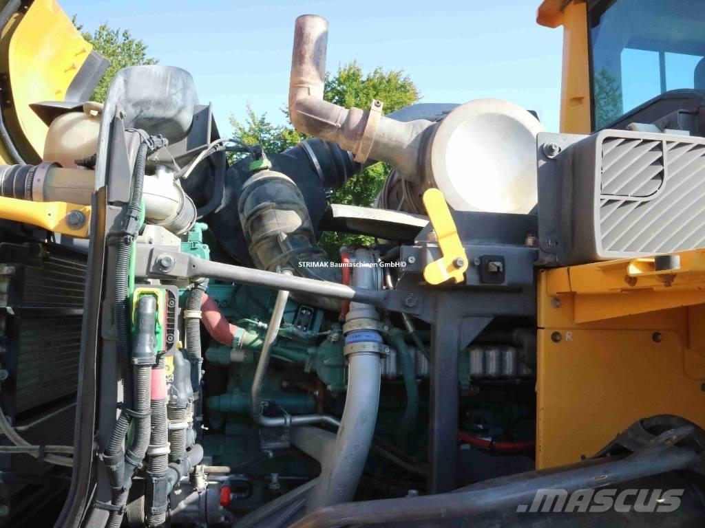 Volvo L110G Gumikerekes homlokrakodók