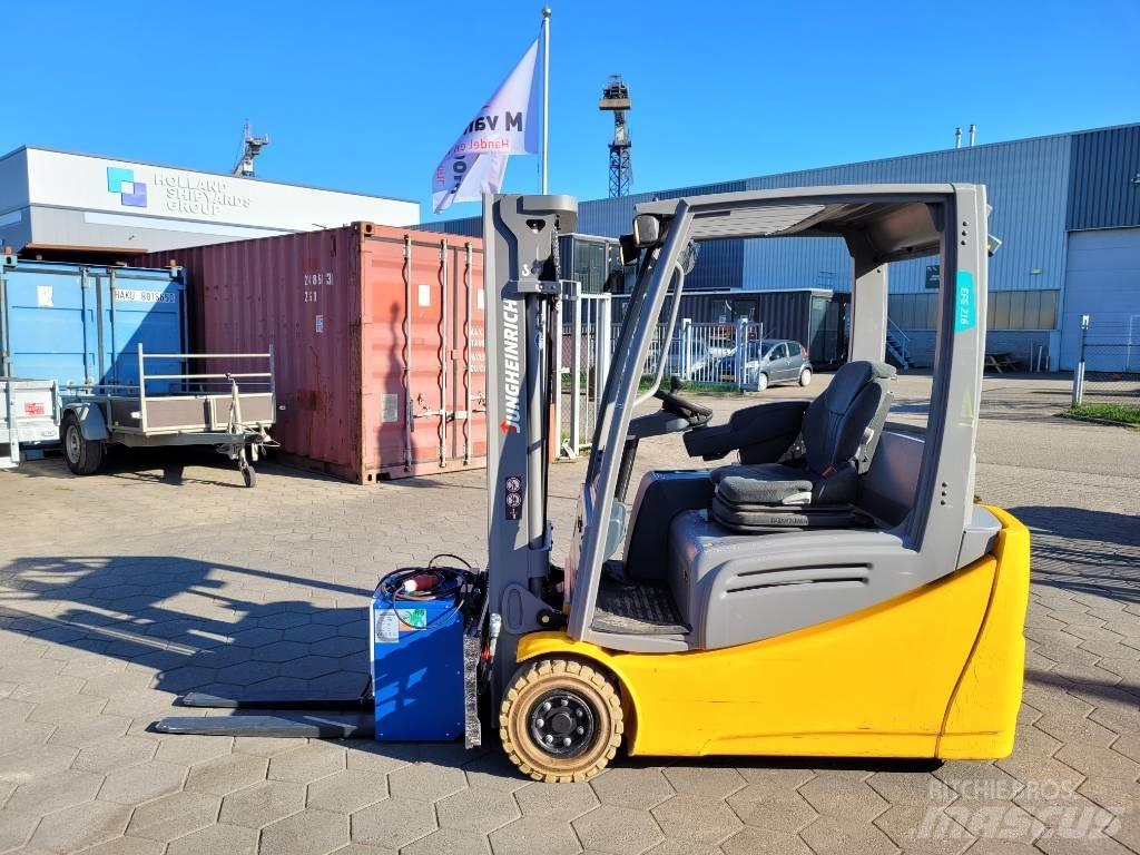 Jungheinrich EFG 216 Elektromos targoncák