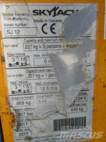 SkyJack SJ 12 Személyemelők
