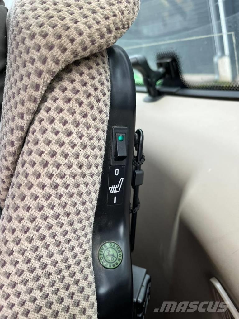 John Deere 6250 R Traktorok