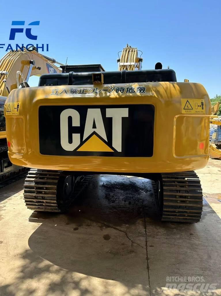 CAT 329d2L Lánctalpas kotrók
