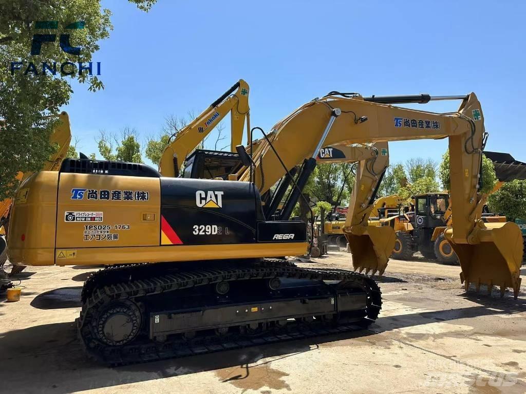 CAT 329d2L Lánctalpas kotrók