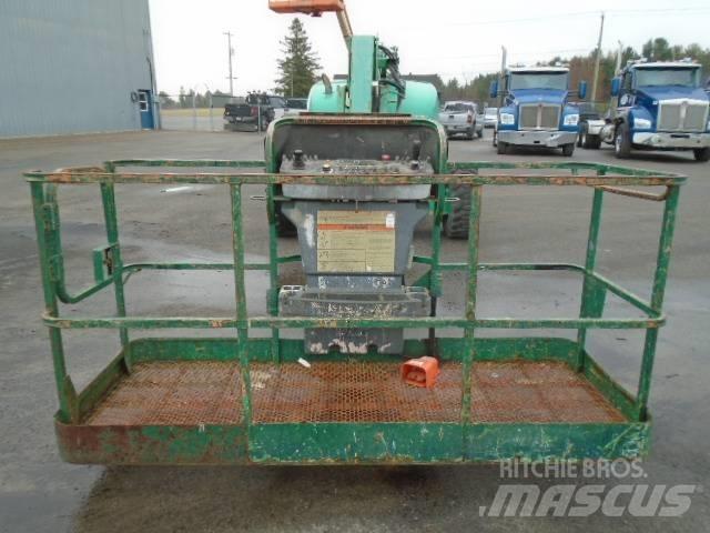 JLG 600 AJ Karos emelők