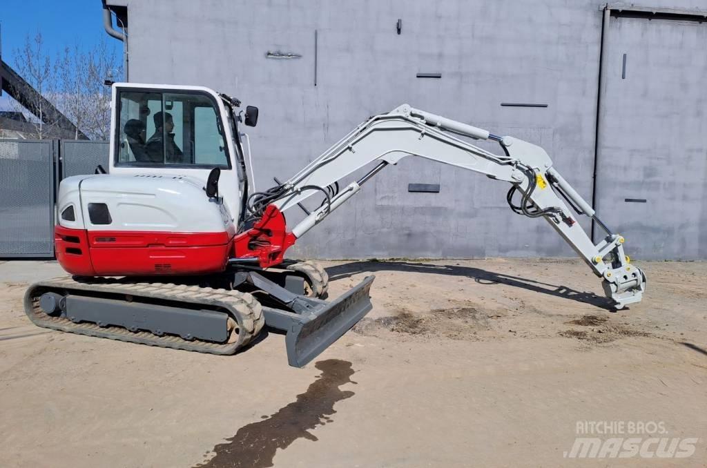 Takeuchi TB260 Mini kotrók < 7t