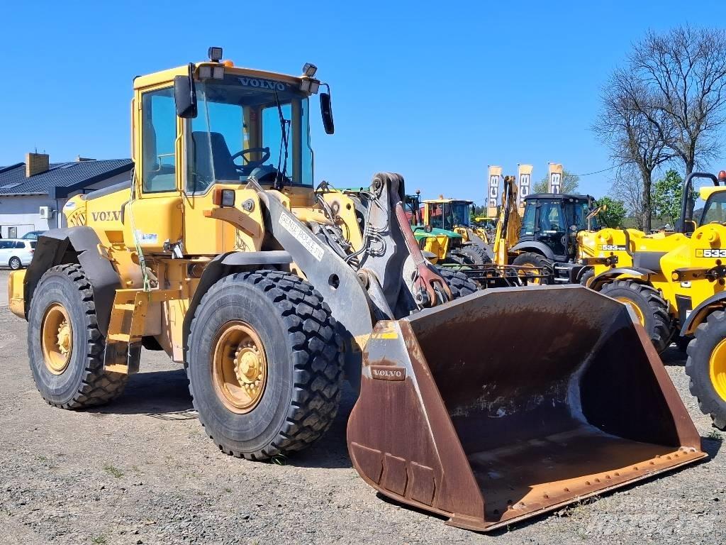 Volvo L 90 E Gumikerekes homlokrakodók