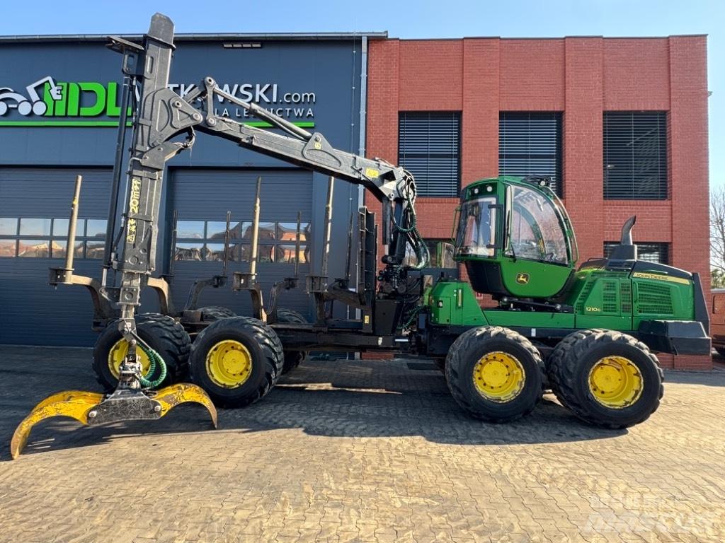 John Deere 1210 G Kihordók