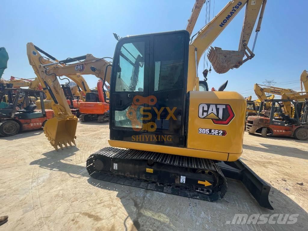 CAT 305.5 E 2 Lánctalpas kotrók