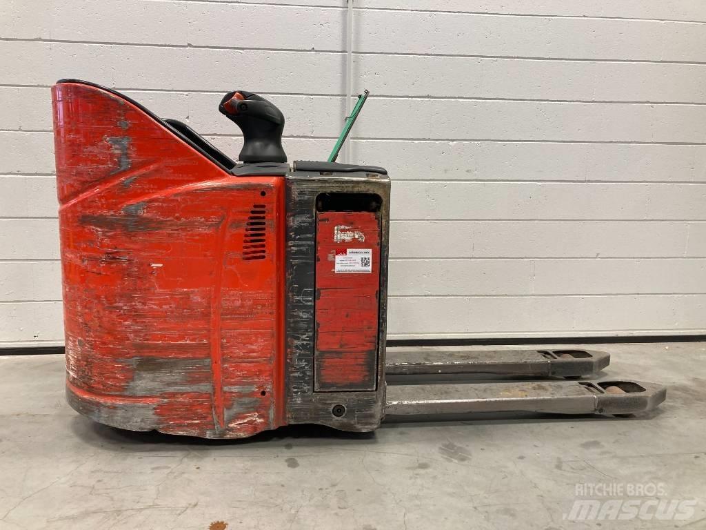 Linde T20SP/131 Vezetőállásos alacsony emelőkocsi