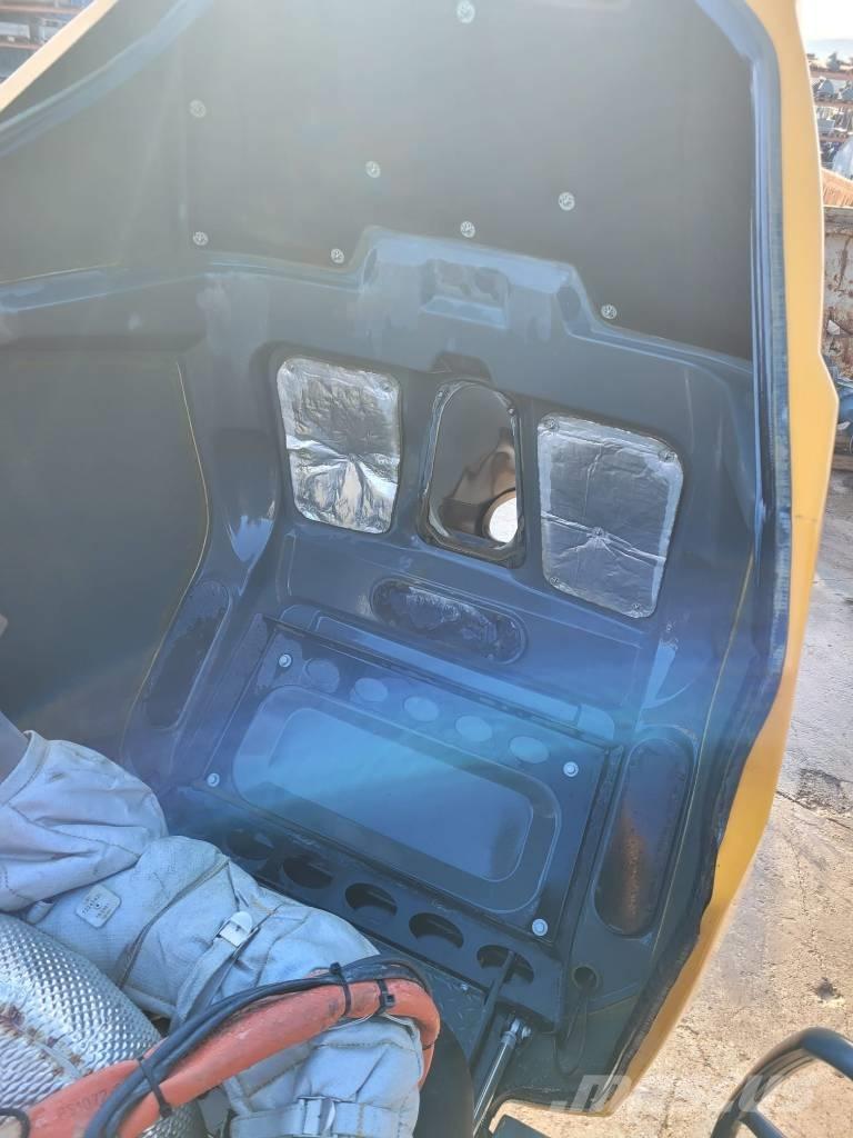 Liebherr L 550 Gumikerekes homlokrakodók