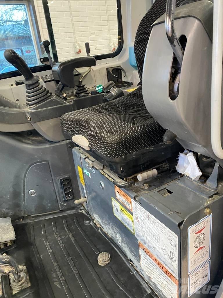 Takeuchi TB 216 Mini kotrók < 7t