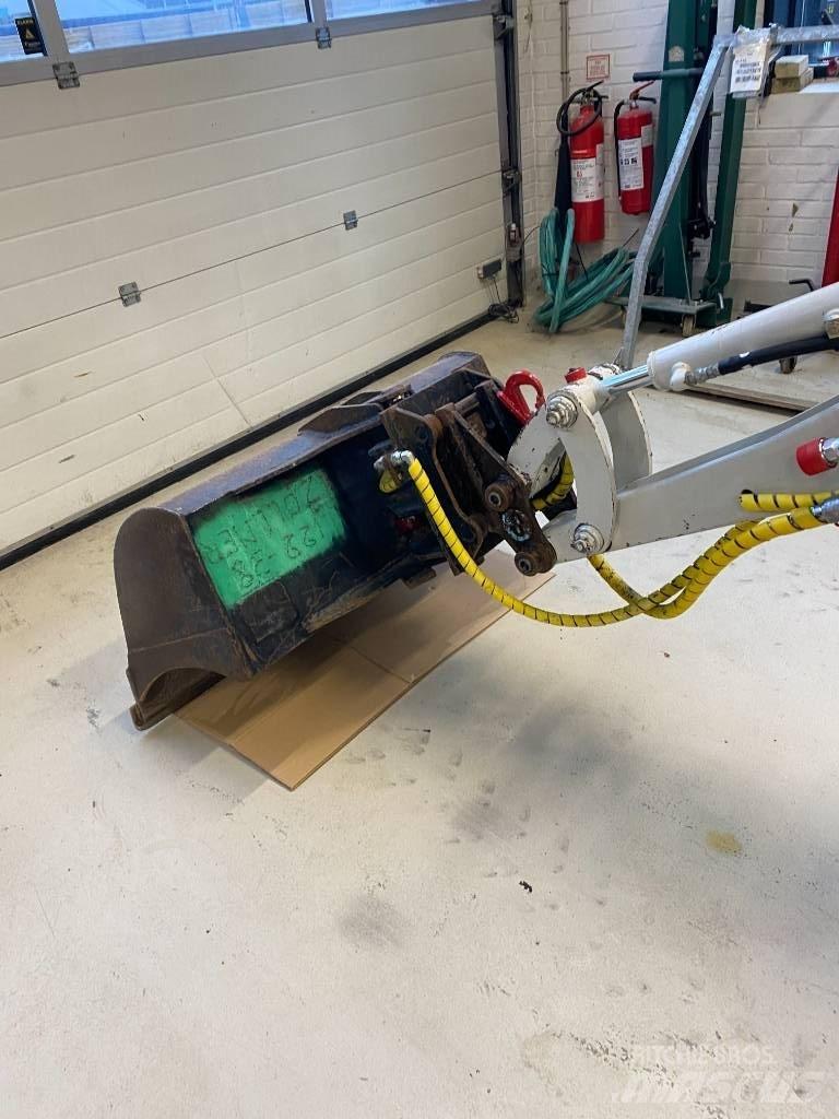 Takeuchi TB 216 Mini kotrók < 7t