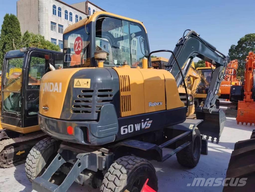 Hyundai Robex 60 W Gumikerekes kotrók
