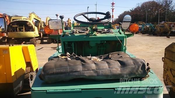 Sakai TG25 Gyephengerek