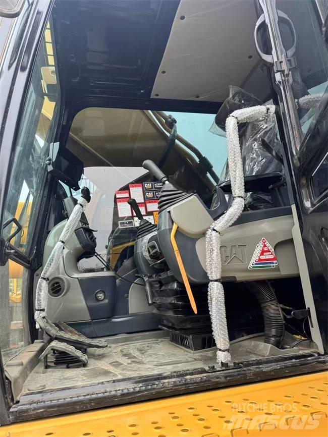 CAT 349 D L Lánctalpas kotrók