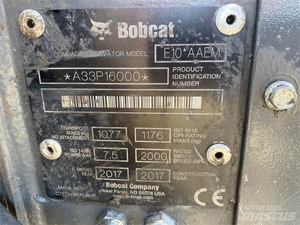 Bobcat E10 Gumikerekes kotrók