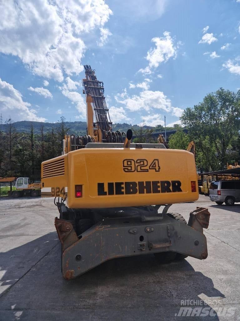 Liebherr A924C Hulladékkezelő gépek