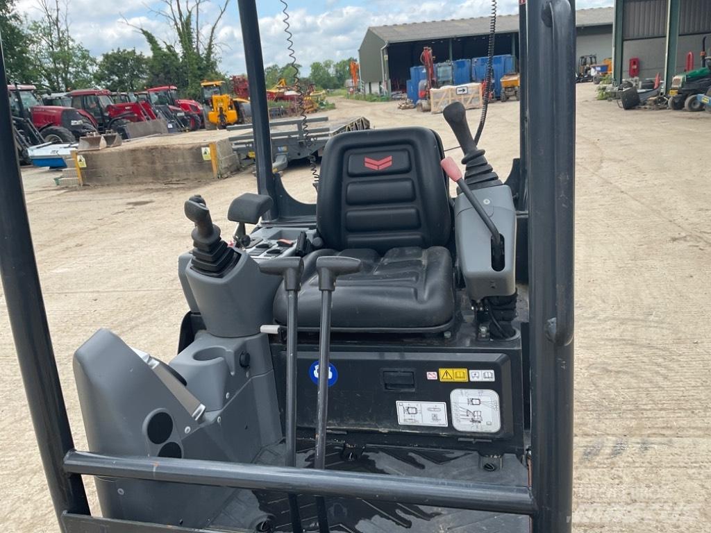 Yanmar SV 15 Mini kotrók < 7t