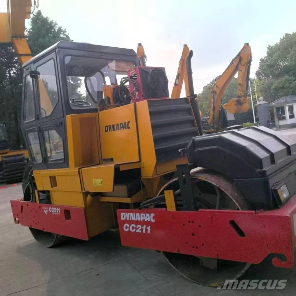 Dynapac CC 211 Egydobos hengerek