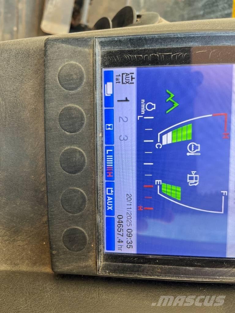 Takeuchi TB 320 Mini kotrók < 7t