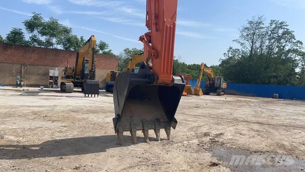 Hitachi ZX 350-3G Lánctalpas kotrók