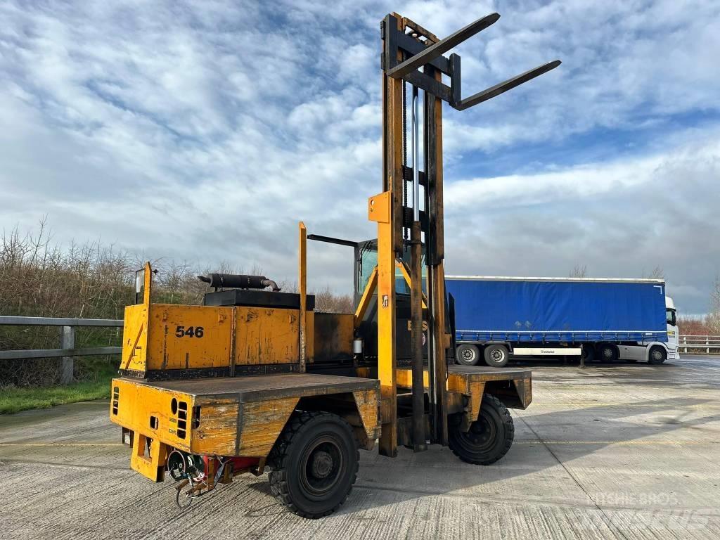 Boss 546 SIDE LOADER Oldalvillás targonca