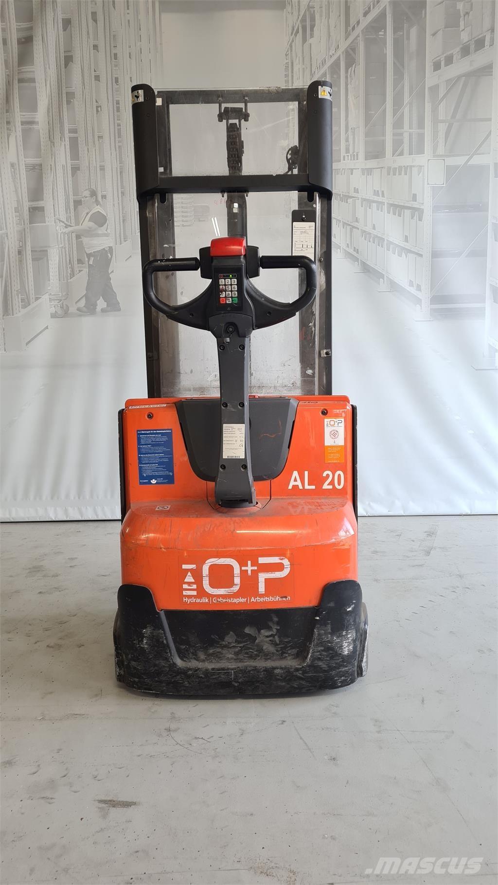 Toyota SWE120 Elektromos gyalogkíséretű targoncák