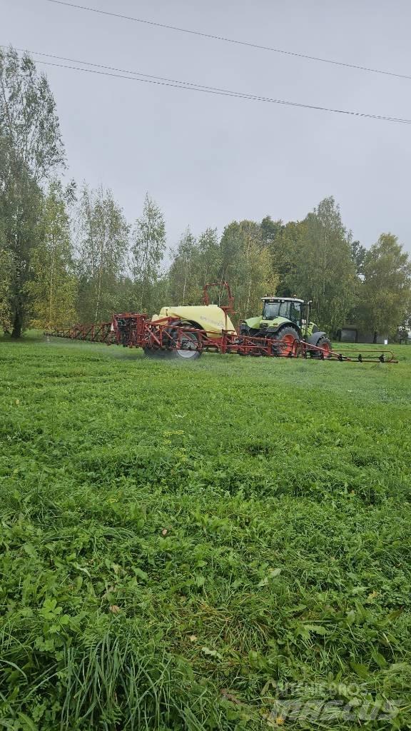 Hardi Navigator 4000 Vontatott trágyaszórók