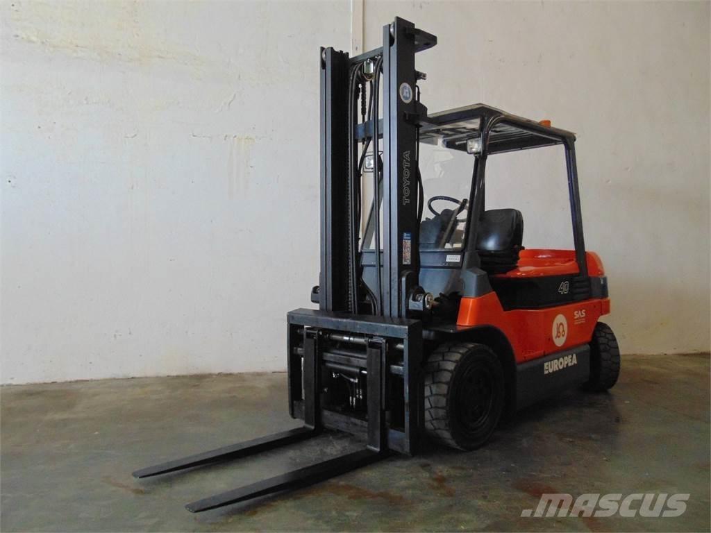 Toyota 7FBMF40 Elektromos targoncák